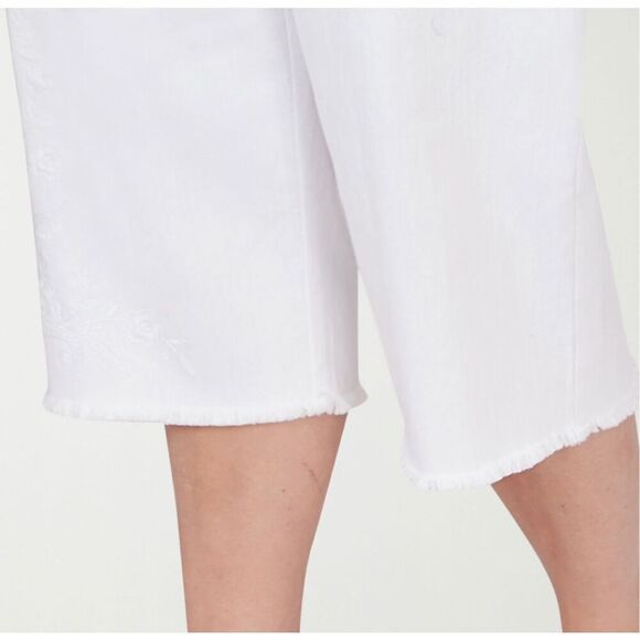 ALFRED DUNNER Capri Pants 22W White Slimming Stretch Blue Bayou Mid Rise Plus - Picture 3 of 15